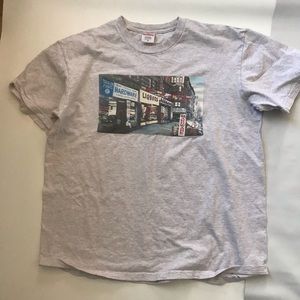 SUPREME TSHIRT